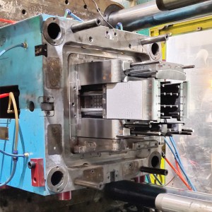Pontos penész kialakítás ISO tanúsítványok prototípus autó műanyag alkatrészek géphez